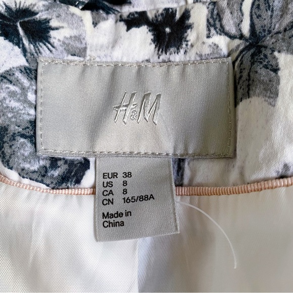 🖤 H&M BLACK WHITE FLORAL BLAZER JACKET! - Picture 12 of 14